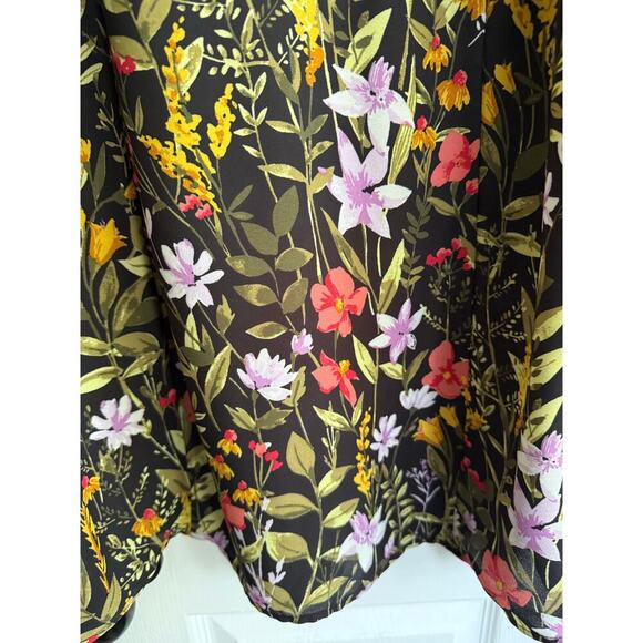 Old Navy Black Floral Lightweight Long Sleeve V Neck Dress size Small - Picture 5 of 6
